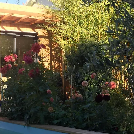 Un Temps Pour Le Reve فندق مبيت وإفطار فالنسيا